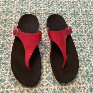 Fitflop Women's Sandals size 10
Only worn a couple of times